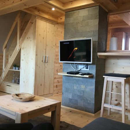 Wooden Apartman Prémium Jacuzzival Alsóörs Exterior foto