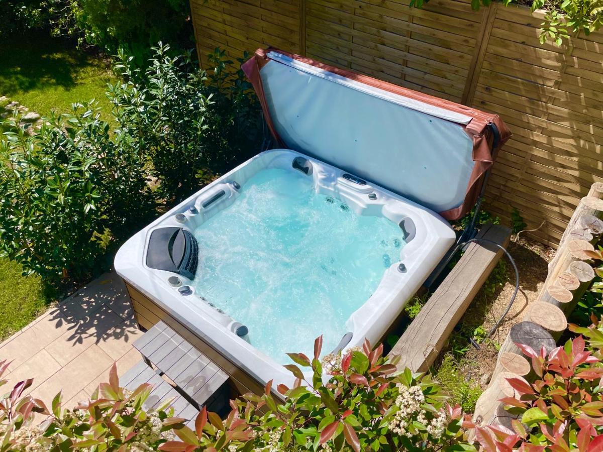 Wooden Apartman Prémium Jacuzzival Alsóörs Exterior foto